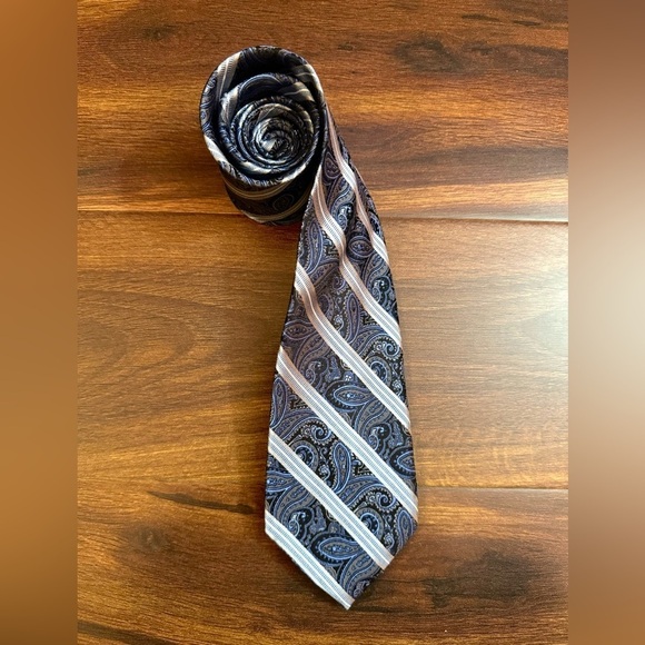 Stylish PRONTO UOMO Silk Blue and Gray Striped Tie - Picture 1 of 10